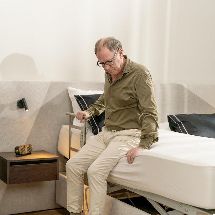 Hoog laag bed sta-op stand