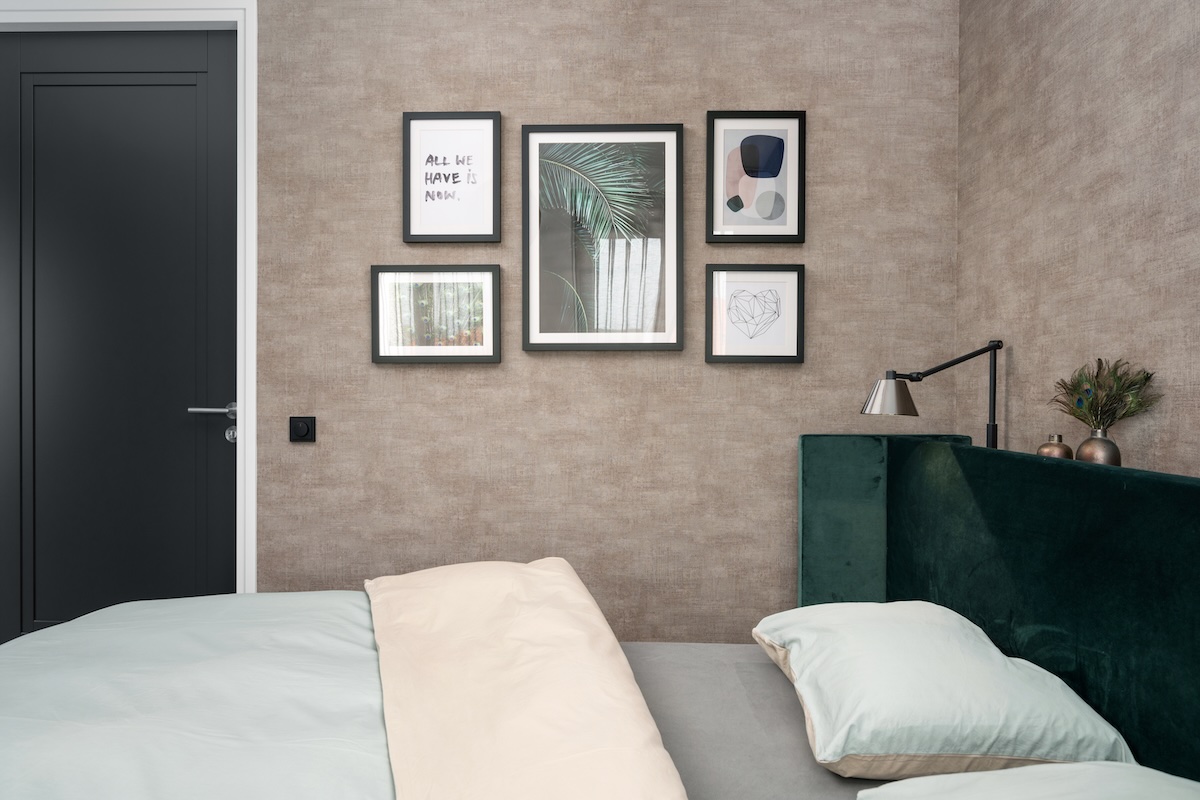 Design bed Embrace in hotel chique slaapkamer